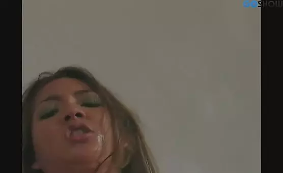 Threesome Fucks a Hot Girl in an Erotic Encounter